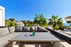 Penthouse with sea view in Miraflores, Mijas